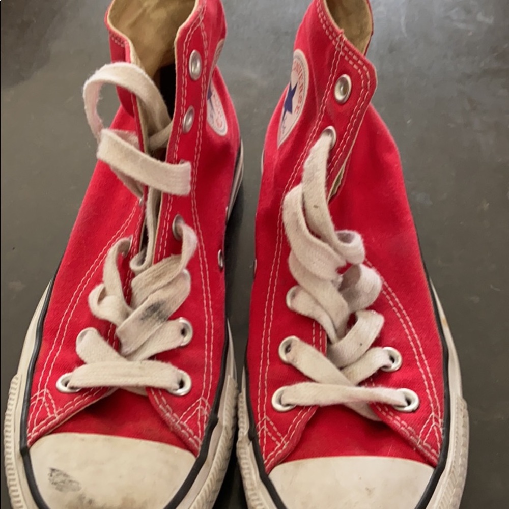 Converse - Picture 2 of 2